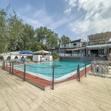 Cortina 10 Vista דירה